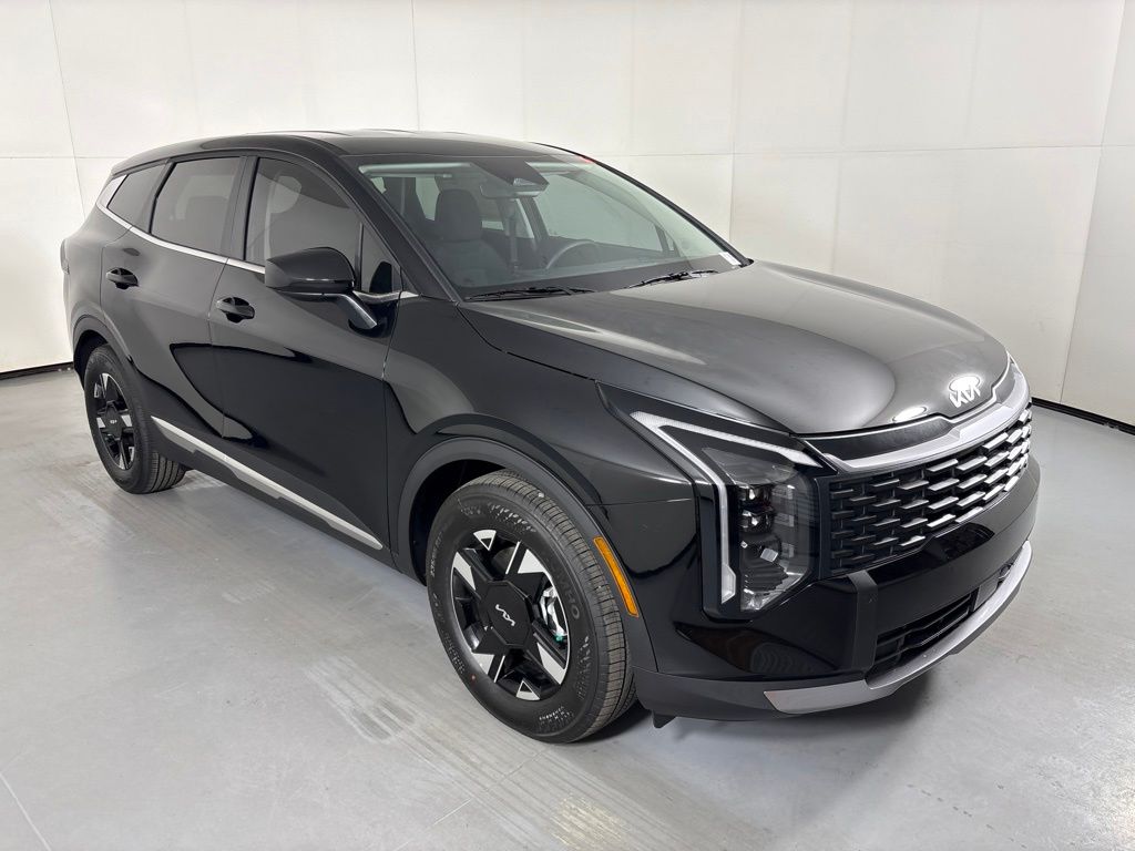2026 Kia Sportage LX Image 3 of 40