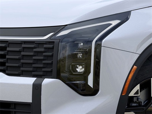 Vehicle image 11 of 27