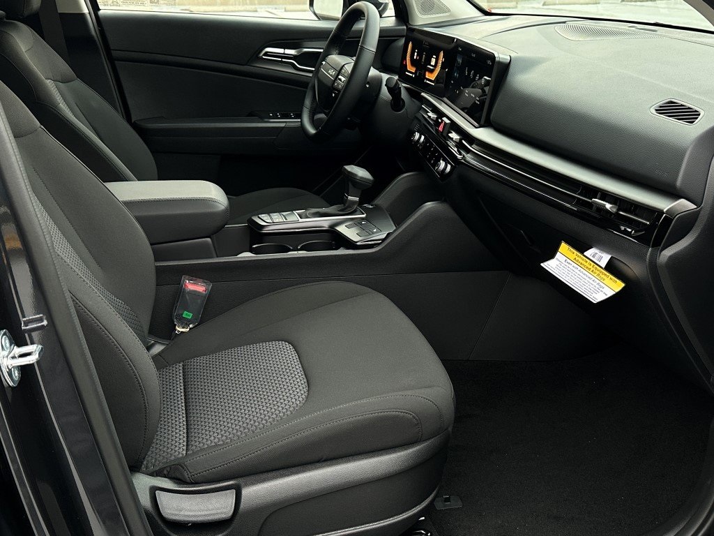 2026 Kia Sportage LX Image 8 of 26