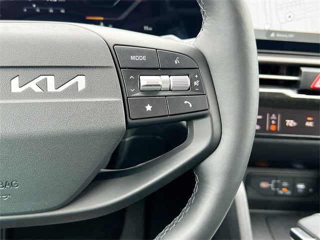 2026 Kia Sportage SX Image 30 of 37