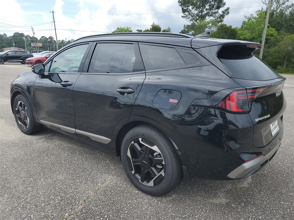 Vehicle image 4 of 30
