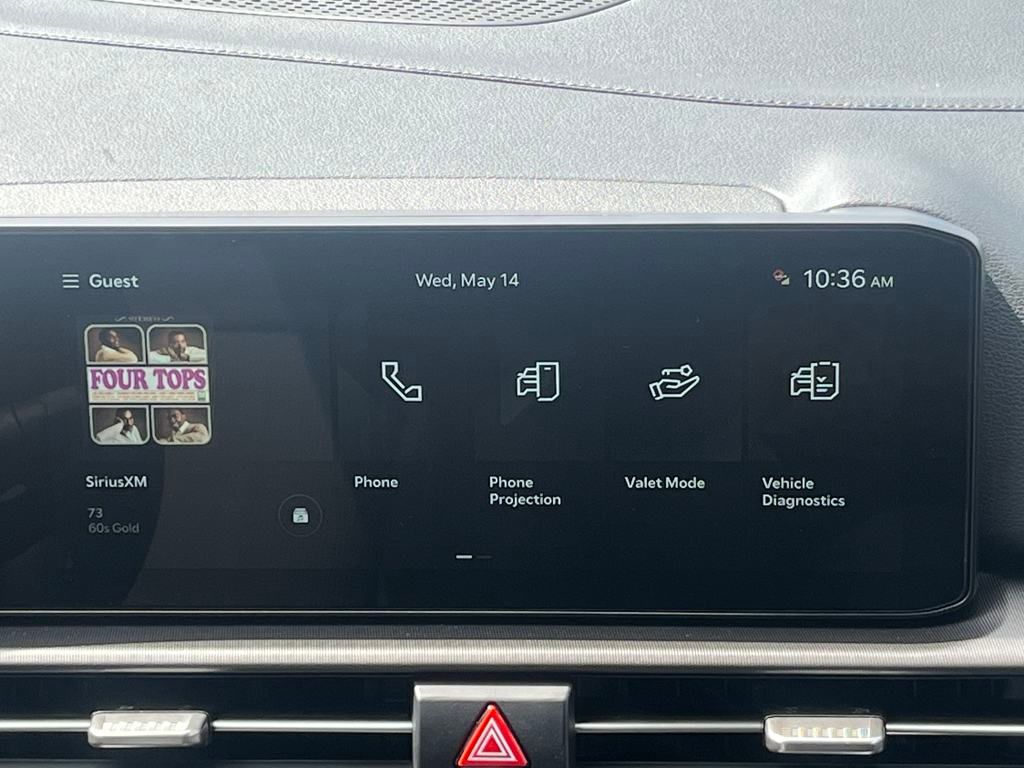 Vehicle image 23 of 35
