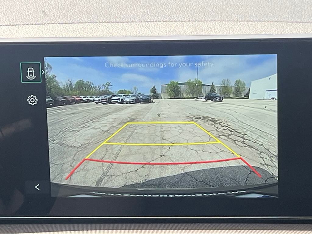 Vehicle image 24 of 35