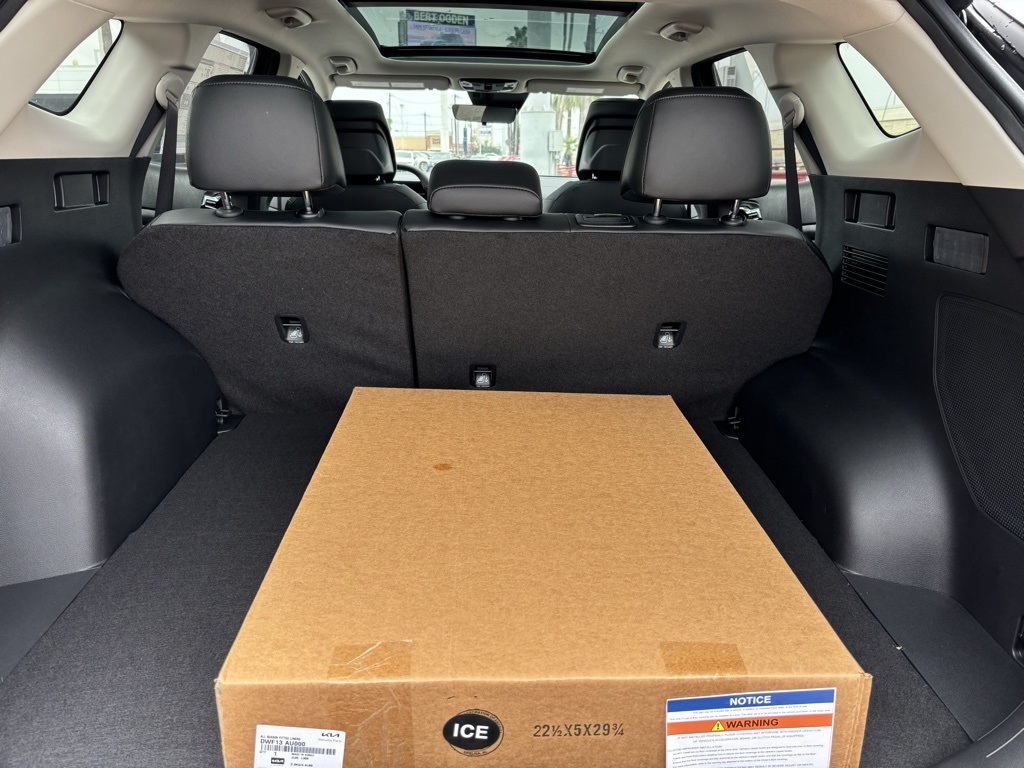 2026 Kia Sportage SX Image 19 of 24