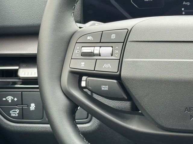 2026 Kia Sportage SX-Prestige Image 45 of 47