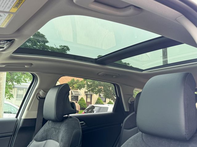 2026 Kia Sportage SX-Prestige Image 38 of 47