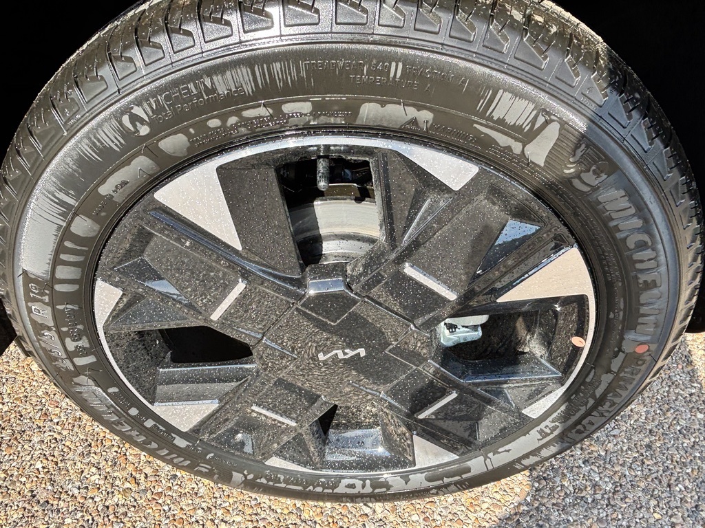 2026 Kia Sportage SX-Prestige Image 6 of 20