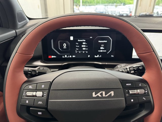 2026 Kia Sportage SX-Prestige Image 18 of 23