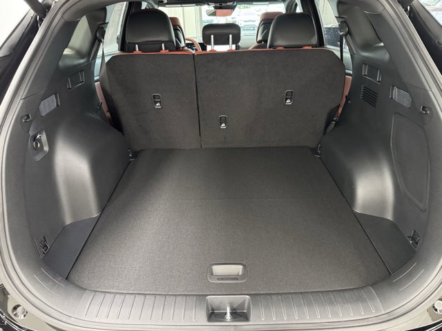 2026 Kia Sportage SX-Prestige Image 6 of 23