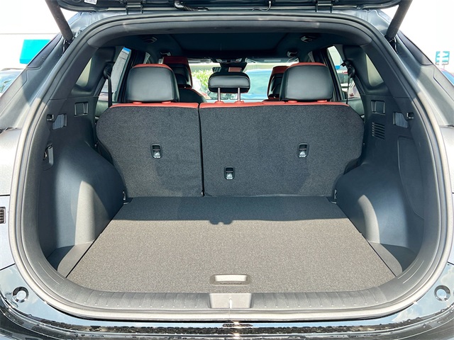 2026 Kia Sportage SX-Prestige Image 10 of 37