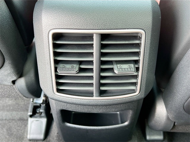 2026 Kia Sportage SX-Prestige Image 30 of 37