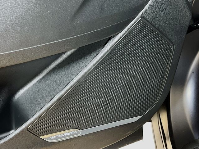 2026 Kia Sportage SX-Prestige Image 28 of 34