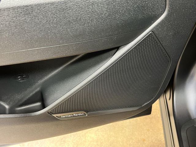 2026 Kia Sportage SX-Prestige Image 32 of 34