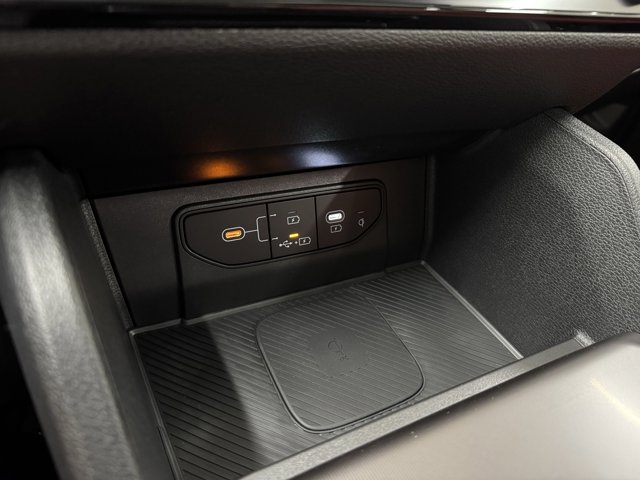 2026 Kia Sportage SX-Prestige Image 16 of 22