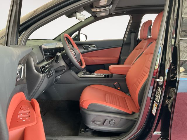 2026 Kia Sportage SX-Prestige Image 10 of 26