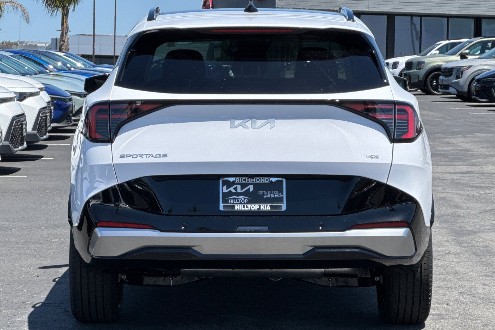 2026 Kia Sportage SX-Prestige Image 5 of 25