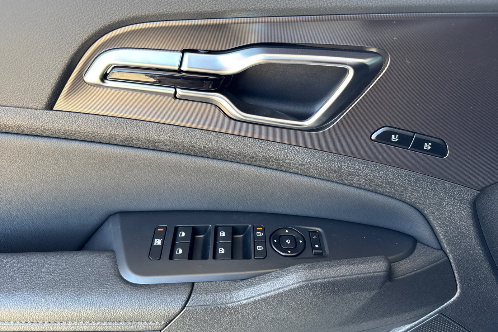2026 Kia Sportage SX-Prestige Image 19 of 25
