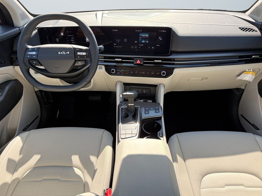 2026 Kia Sportage SX-Prestige Image 13 of 20