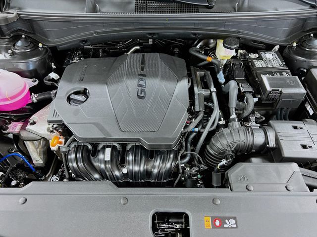 2026 Kia Sportage X-Line Image 9 of 34