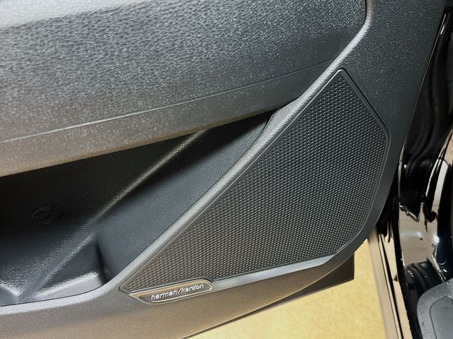 2026 Kia Sportage X-Line Image 33 of 34