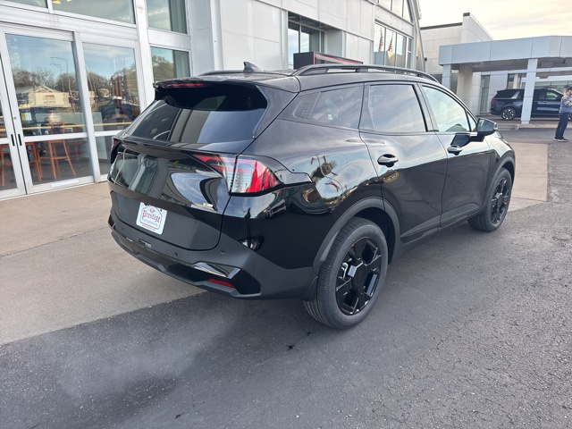 2026 Kia Sportage X-Line Image 5 of 18