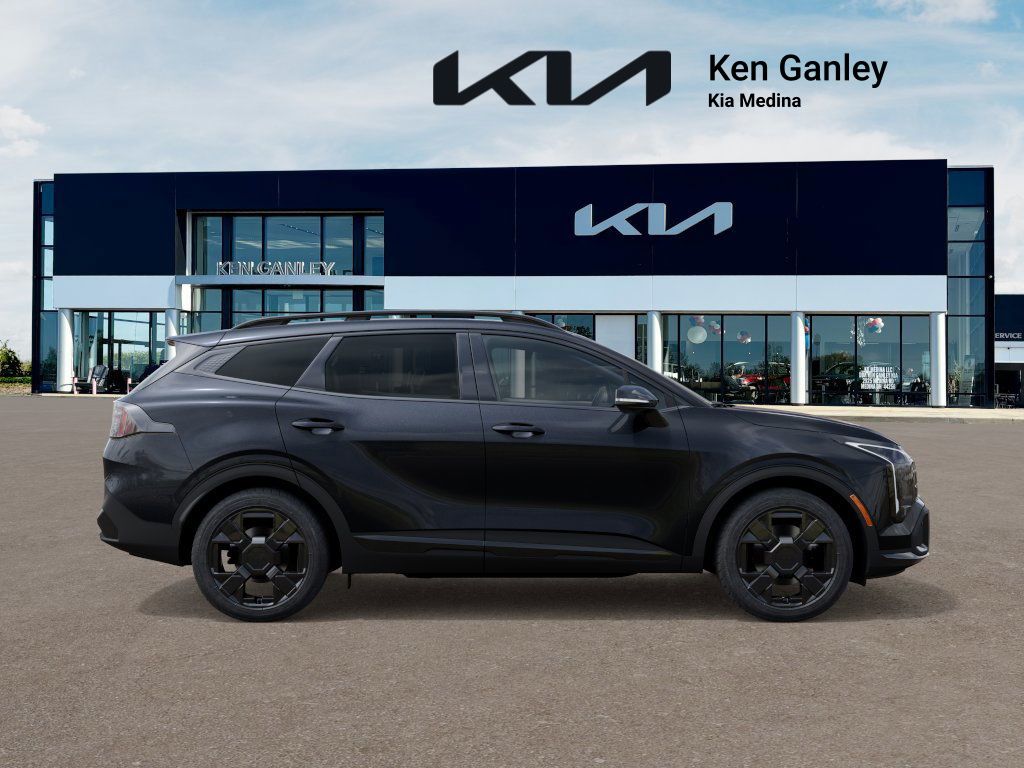 2026 Kia Sportage X-Line Image 7 of 33
