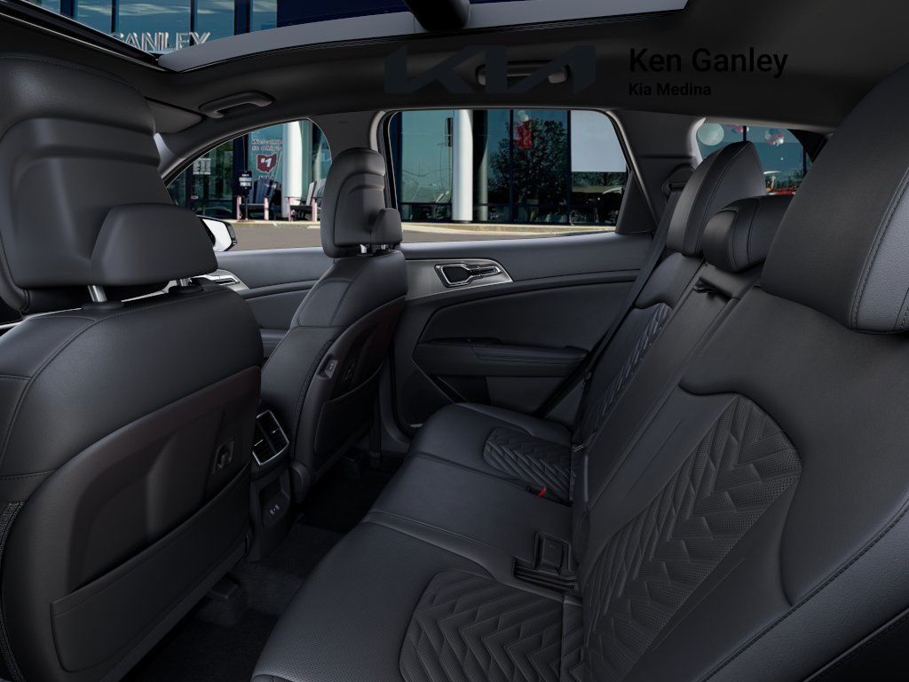 2026 Kia Sportage X-Line Image 17 of 33