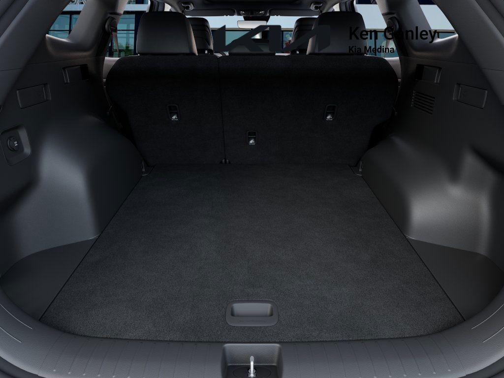 2026 Kia Sportage X-Line Image 13 of 33