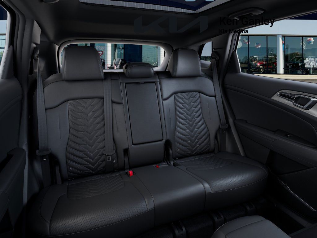 2026 Kia Sportage X-Line Image 16 of 33