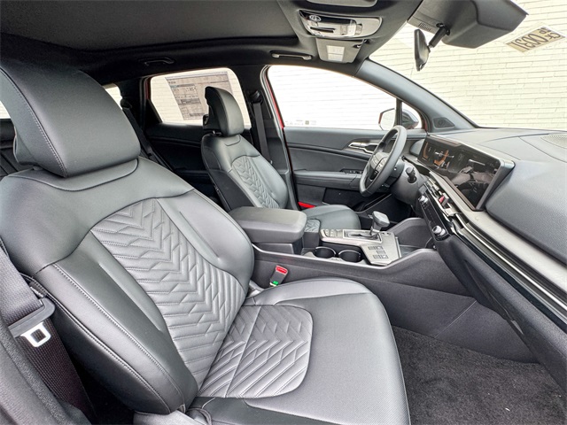 2026 Kia Sportage X-Line Image 21 of 48