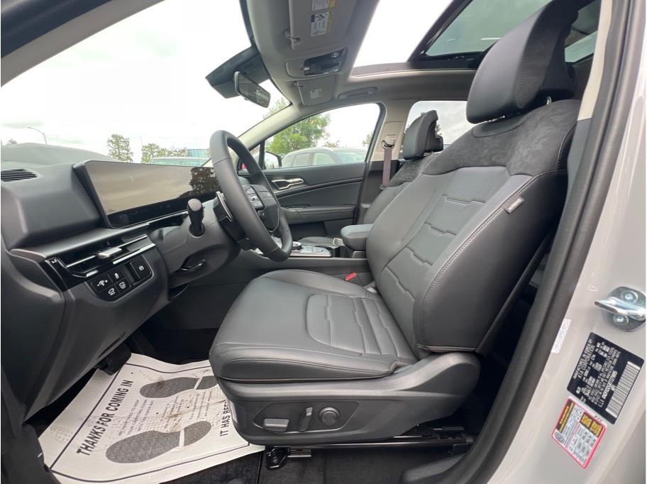 2026 Kia Sportage X-Line Image 11 of 26