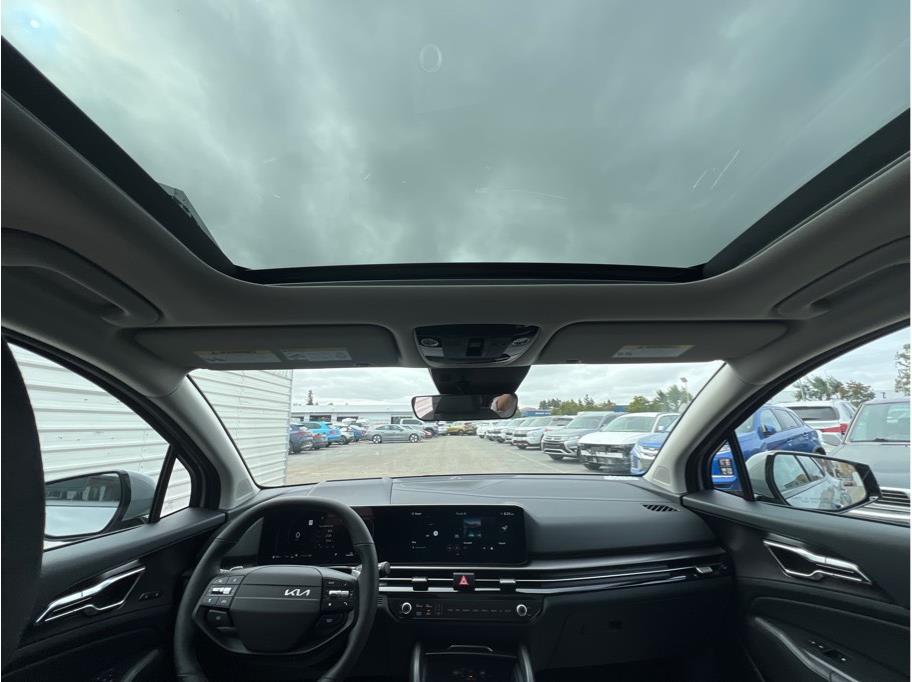 2026 Kia Sportage X-Line Image 13 of 26