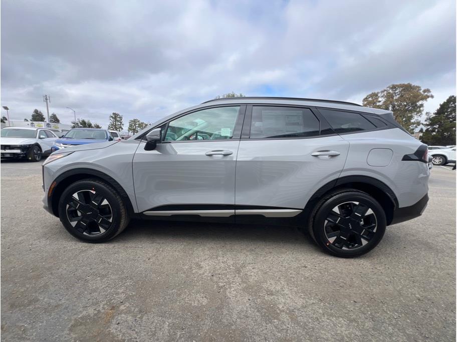 2026 Kia Sportage X-Line Image 7 of 26