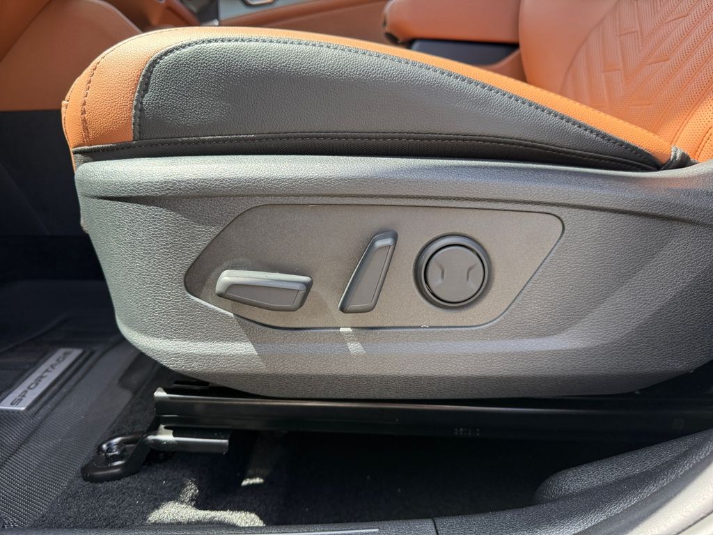 2026 Kia Sportage X-Line Image 19 of 20