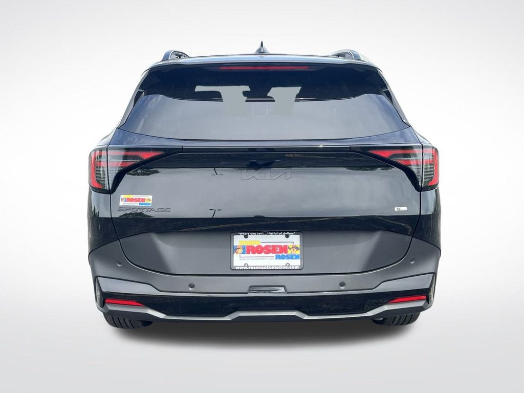 Vehicle image 6 of 39