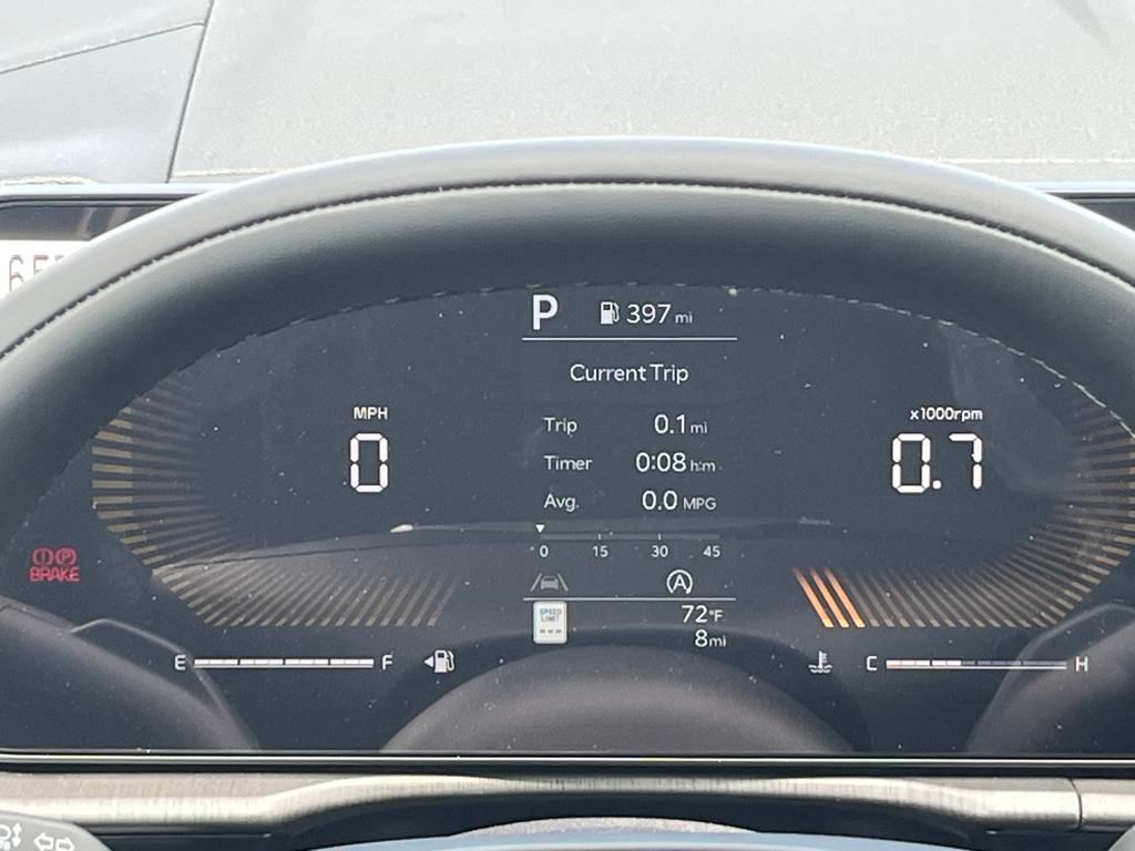 Vehicle image 25 of 39