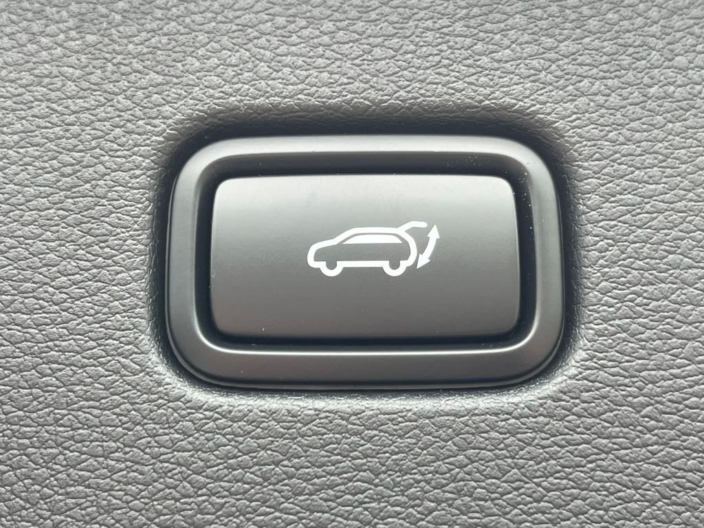 Vehicle image 39 of 39