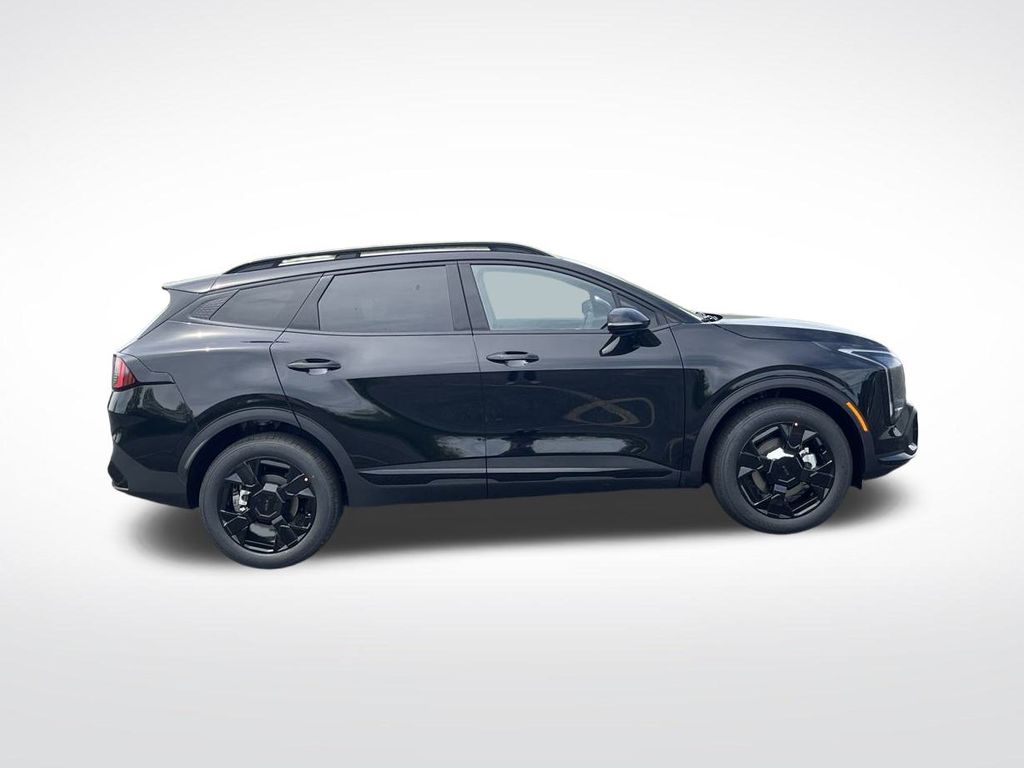 Vehicle image 4 of 39