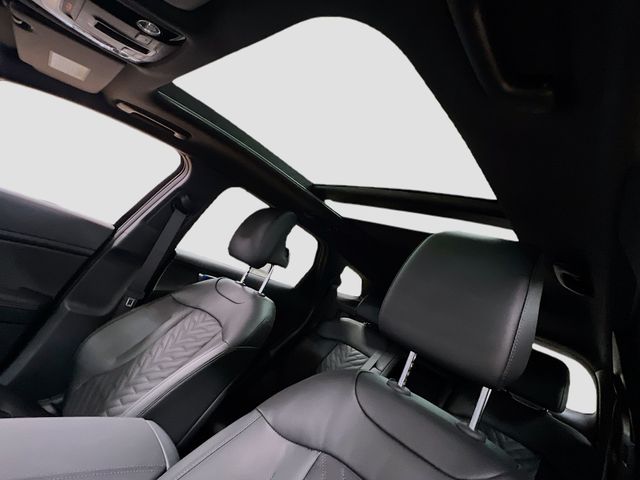 2026 Kia Sportage X-Line Image 13 of 35