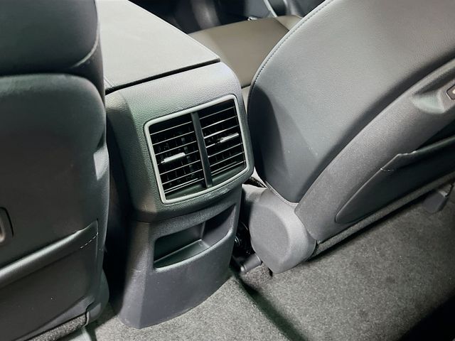 2026 Kia Sportage X-Line Image 31 of 35