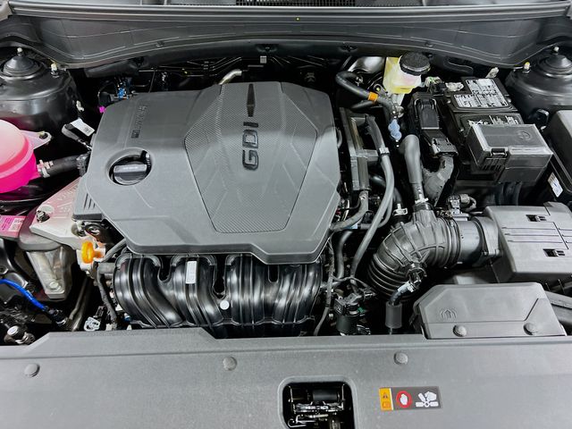 2026 Kia Sportage X-Line Image 9 of 35