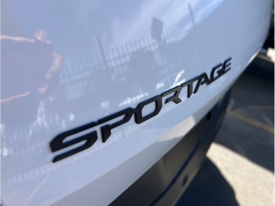 2026 Kia Sportage X-Line Image 22 of 25