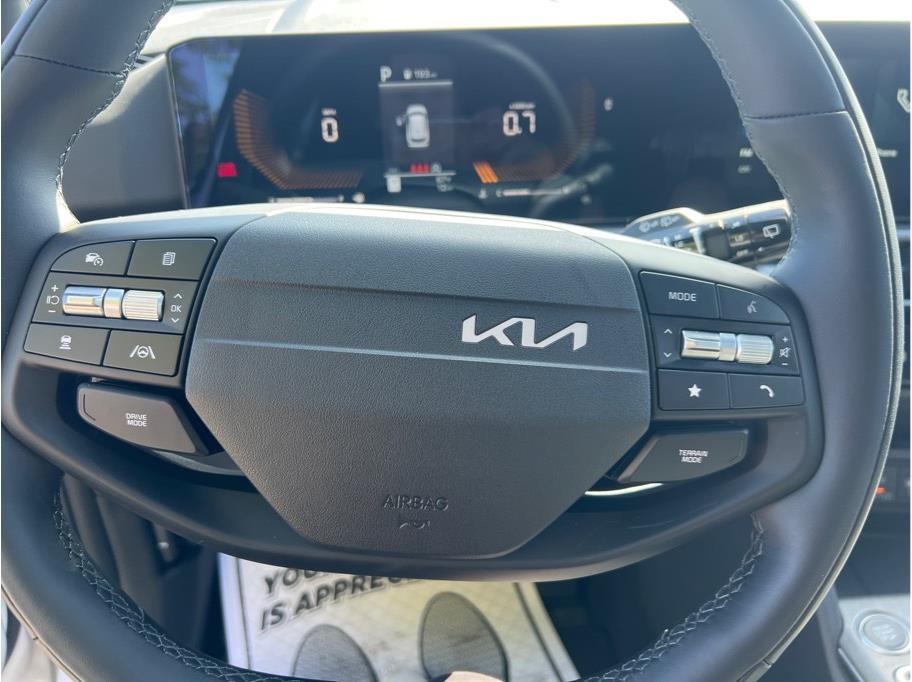 2026 Kia Sportage X-Line Image 17 of 25