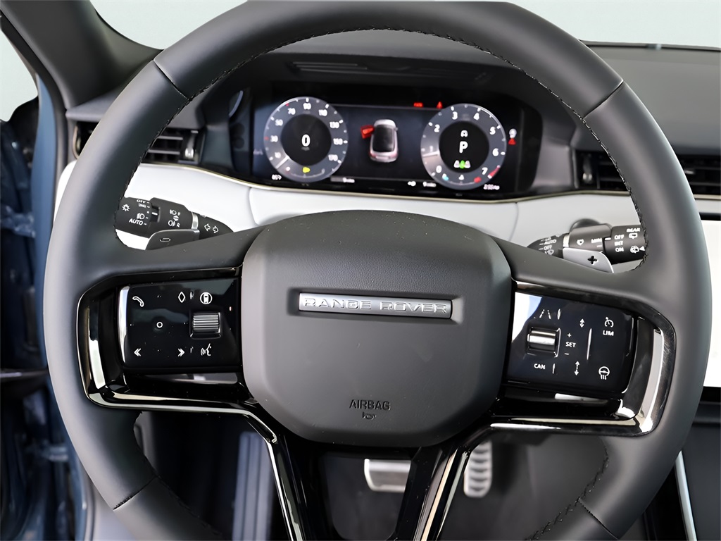 2026 Land Rover Range Rover Evoque Dynamic SE Image 65 of 80