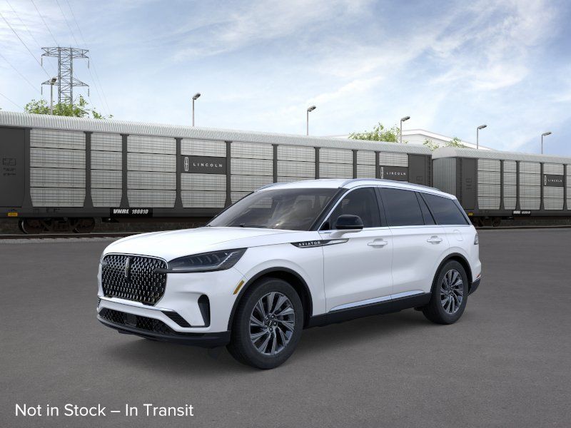2026 Lincoln Aviator Premiere Image 2 of 23