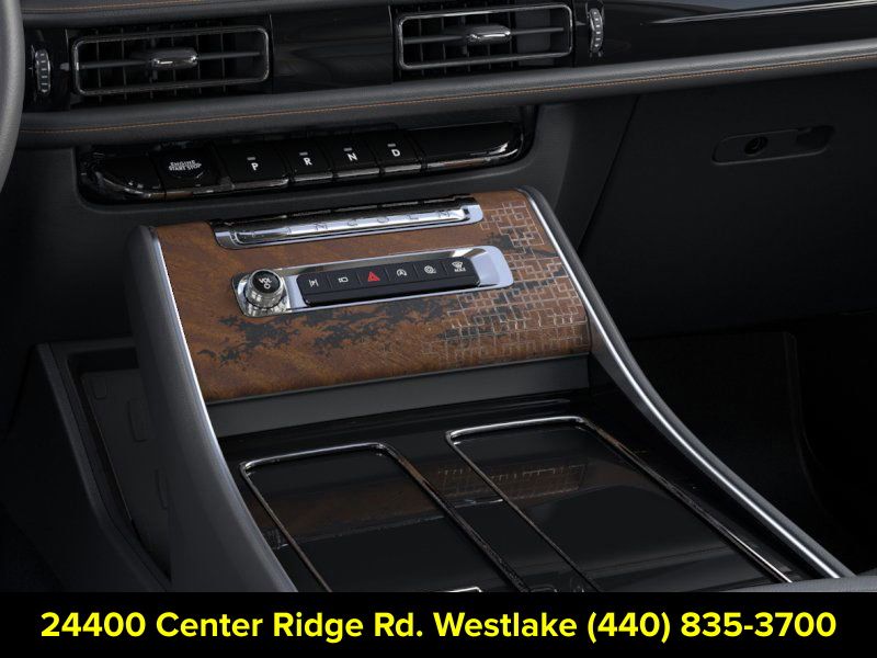 2026 Lincoln Aviator Black Label Image 18 of 23