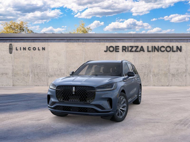 2026 Lincoln Aviator Premiere Image 2 of 22