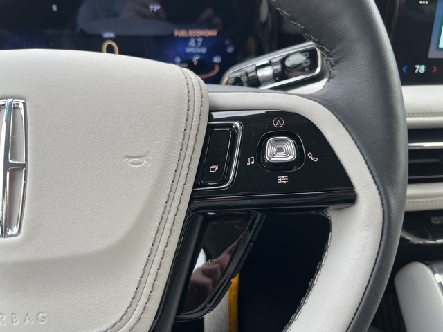 2026 Lincoln Aviator Premiere Image 32 of 42