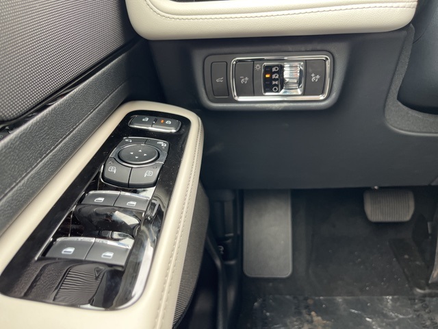 2026 Lincoln Aviator Premiere Image 39 of 42