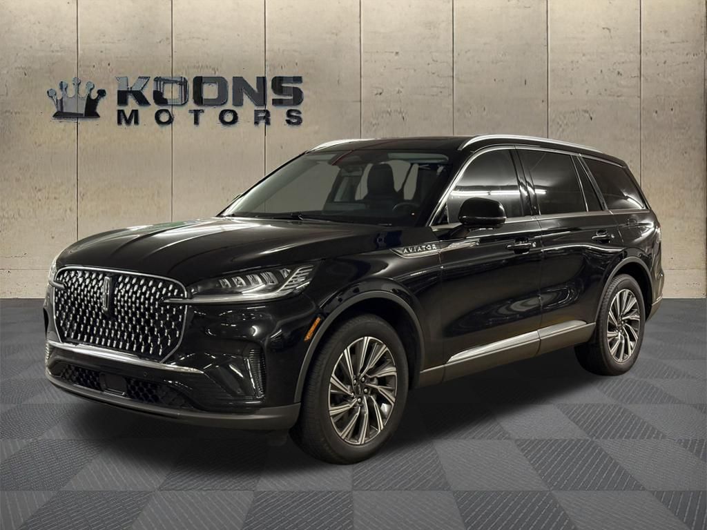 2026 Lincoln Aviator Premiere Image 1 of 37